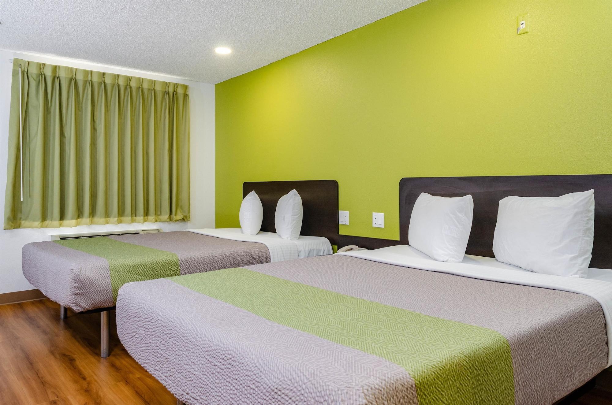 โมเทล 6 เฟรสโน โยเซมิตี ไฮเวย์ Hotel ภายนอก รูปภาพ