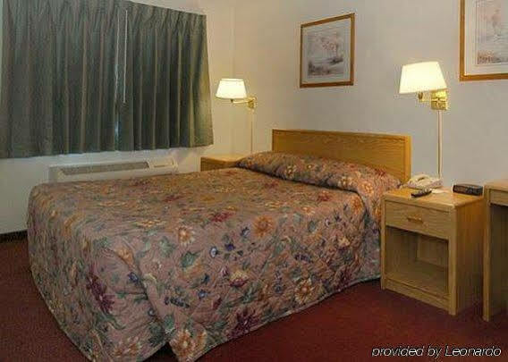 โมเทล 6 เฟรสโน โยเซมิตี ไฮเวย์ Hotel ภายนอก รูปภาพ